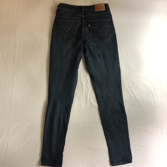 Levi’s 721 High Rise Skinny Jeans - Picture 5 of 14